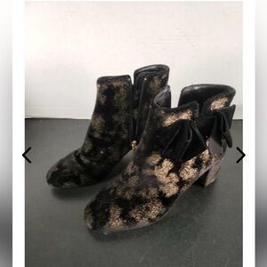 Kate Spade New York Langley Black Gold Spotted Velvet Ankle Boot 8 M MSRP $298.